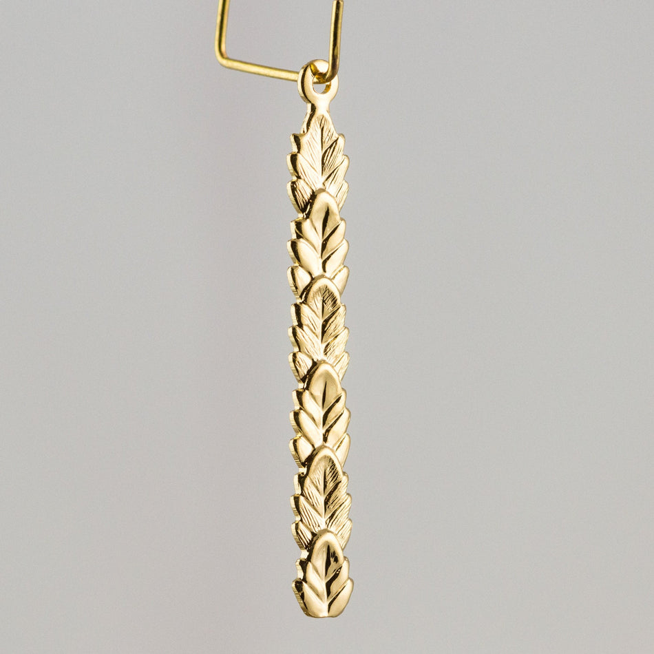 Gold Plated 1 Loop 6 Leaf Layered Pendant 43mm (6) mtl423D