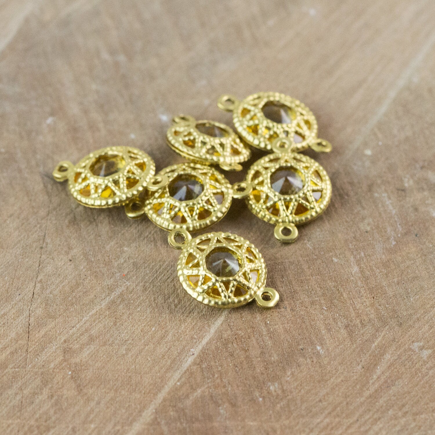 Vintage Light Topaz Connector Beads with Neat Brass Frames 13mm (6) chr136E