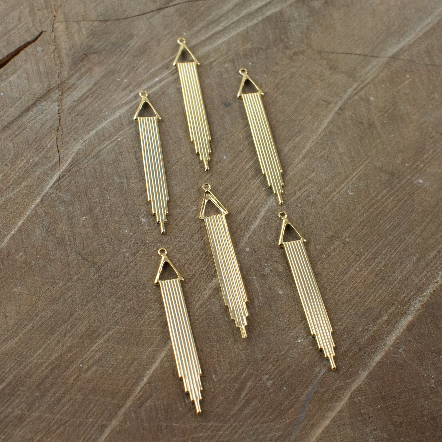 Gold Plated Long Deco Drop with Triangle and Loop (6) mtl372D
