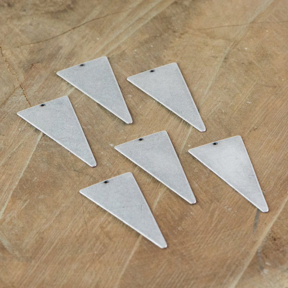 1 Bottom Hole Sterling Silver Ox Large Narrow Triangle Pendant (4) mtl200K