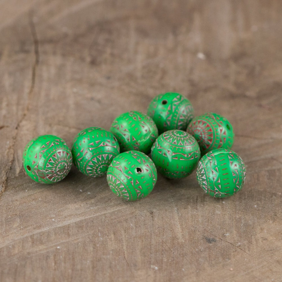 Vintage Green and Red Etched Mosaic Acrylic Beads 12mm (8) bds014