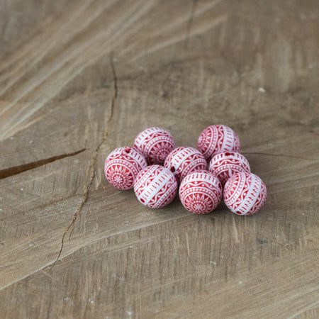 Vintage Red and White Etched Mosaic Acrylic Beads 12mm (8) bds014B