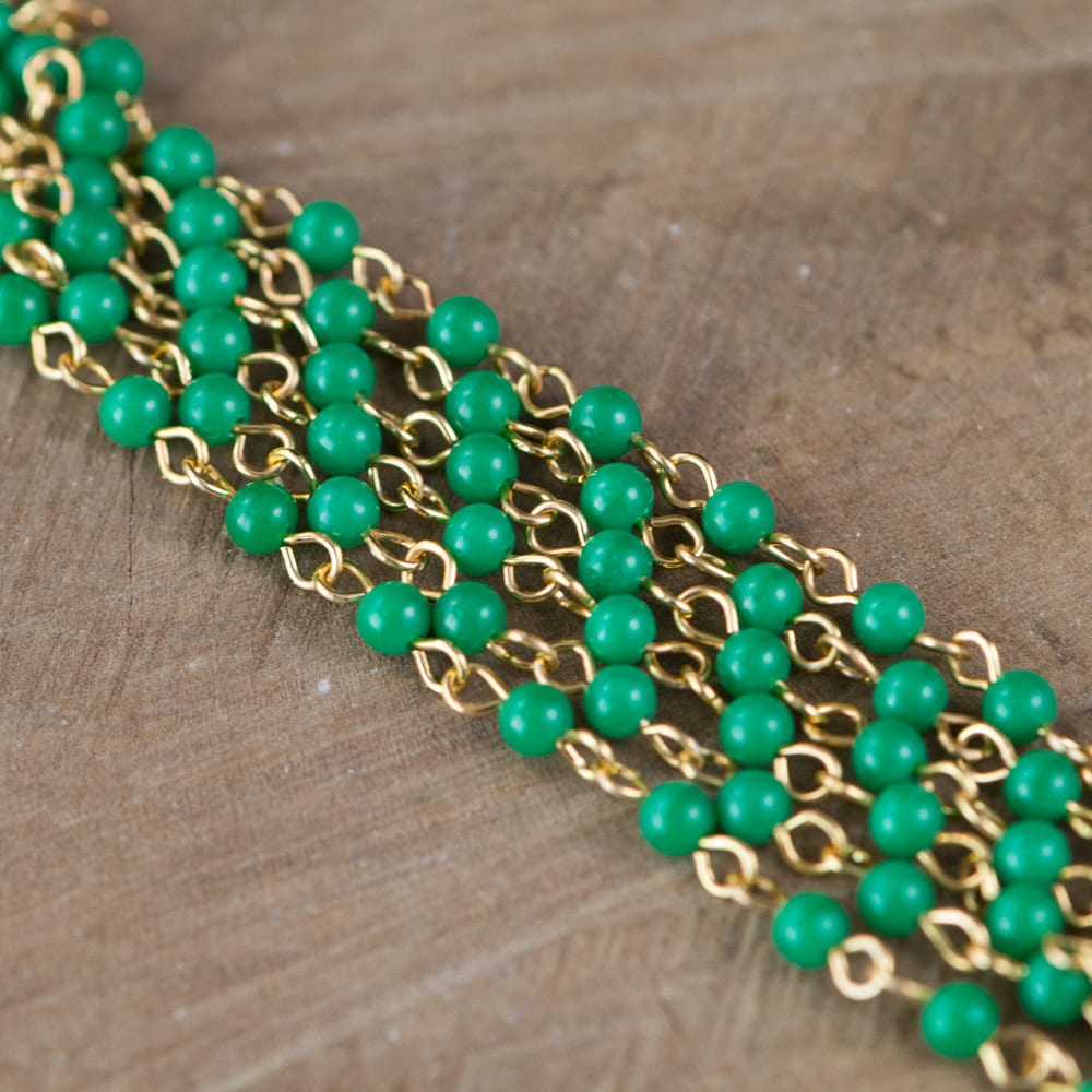 Vintage Jade Green Plastic Beaded Chain Gold Links Japan chn020D