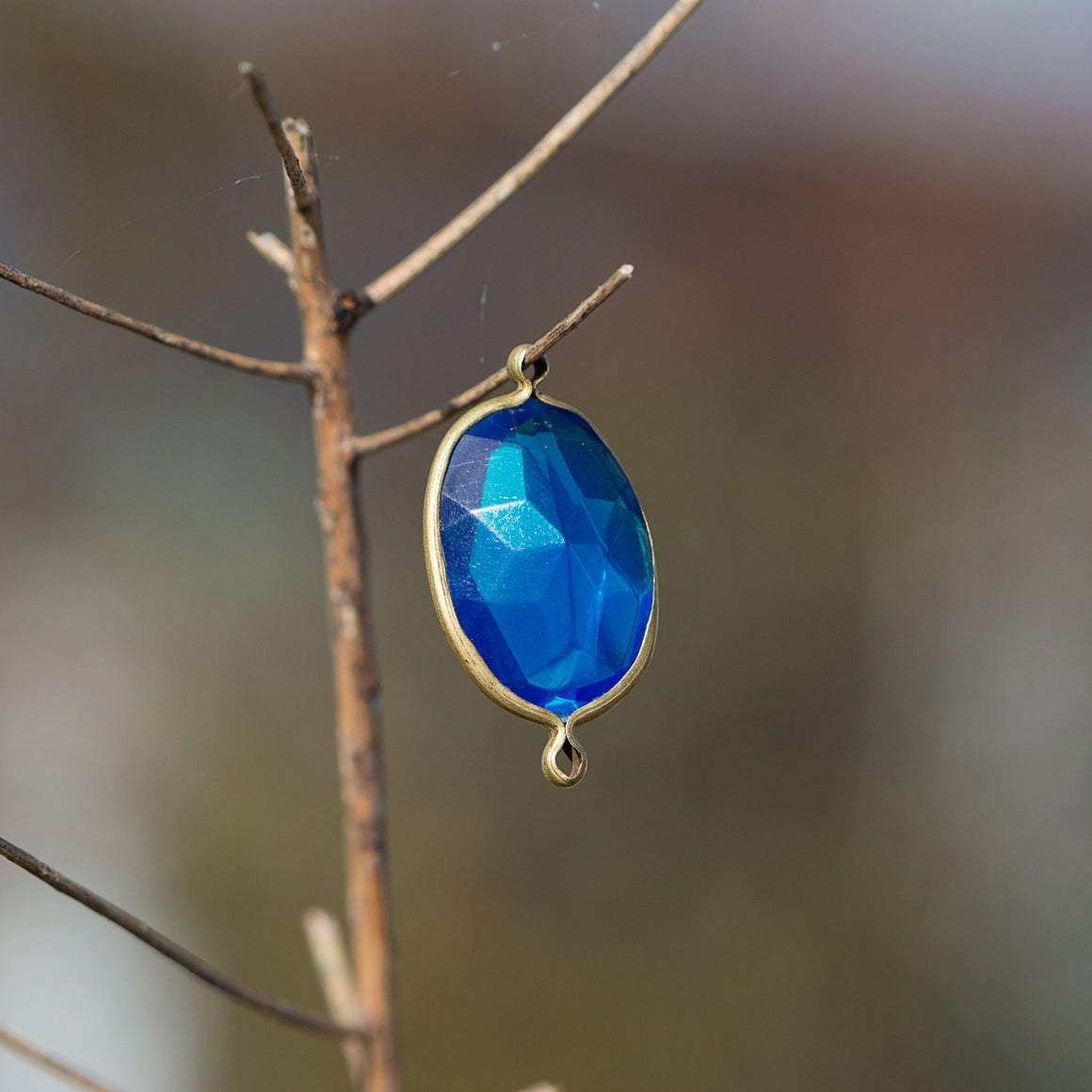 2 Loop Brass Channel Set Faceted Blue Acrylic Charms chr165A