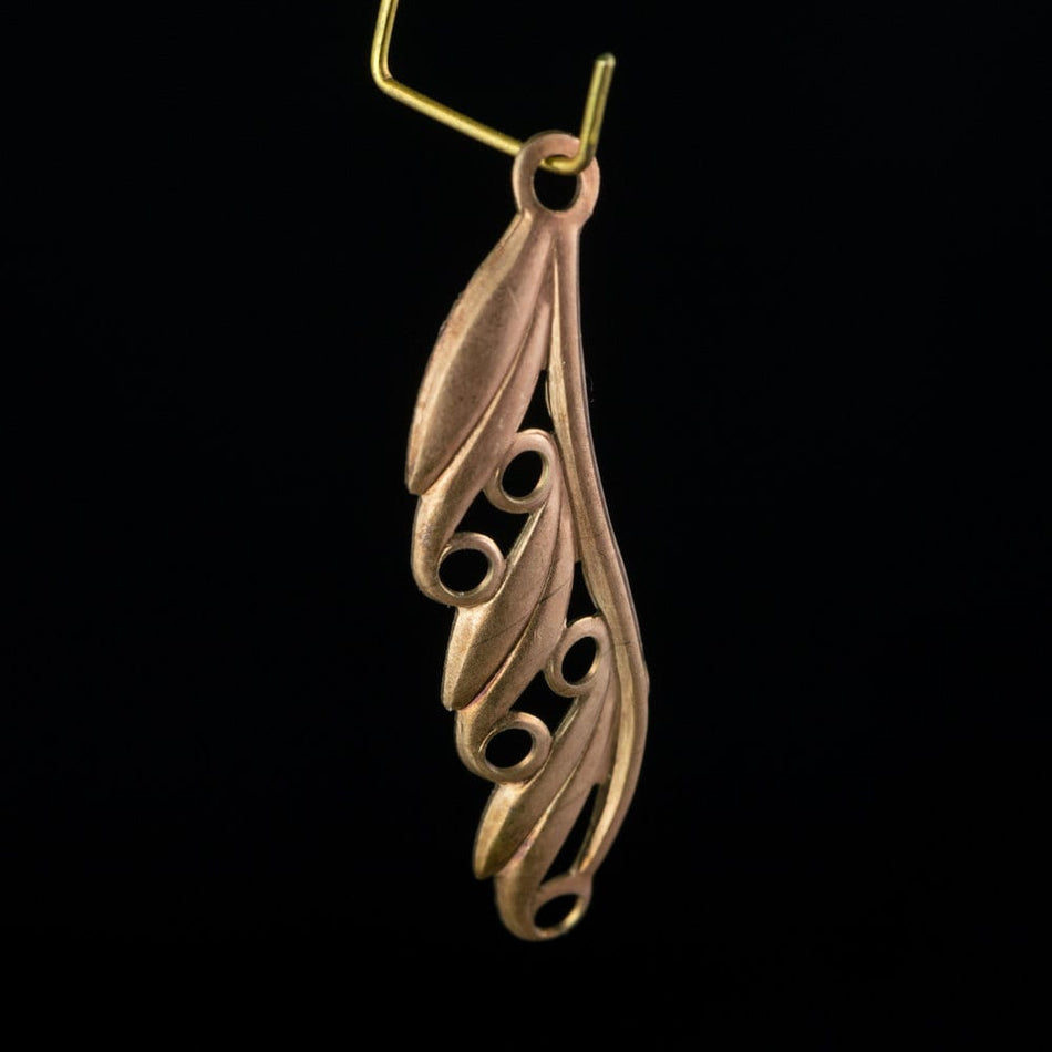 Raw Brass Leaf Scroll Connector Pendant (4) mtl183
