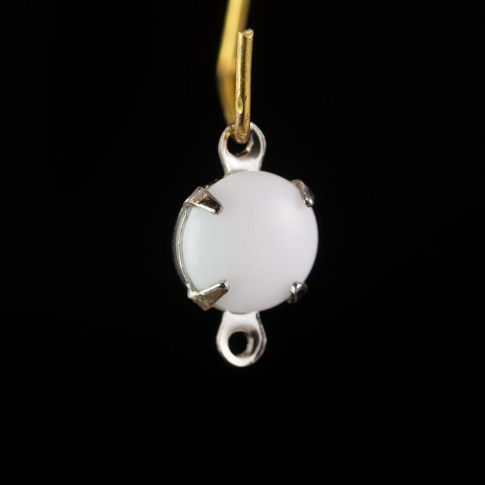 Vintage White Glass Stone 2 Loop Silver Plated Setting Drops rnd003D2