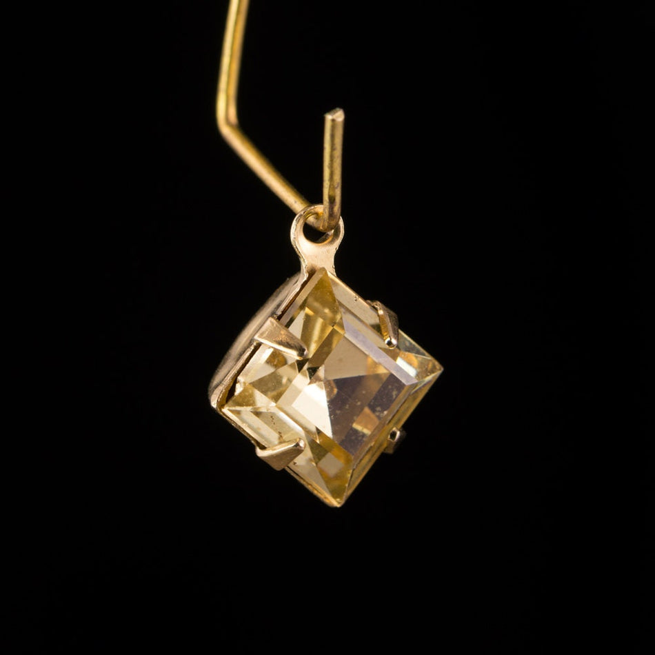 Rauchtopas or Champagne Square Glass Stones 1 Loop Brass Setting 8mm squ002NN