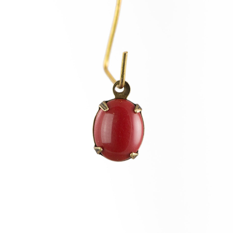 Vintage Opaque Red Oval Stones in 1 Loop Brass Ox Setting 10x8mm (4) ovl017F