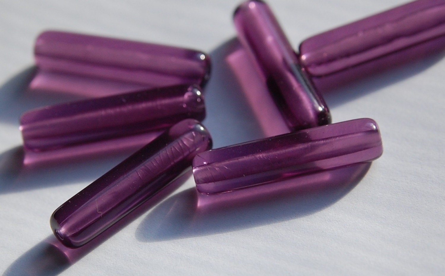 Vintage Translucent Purple Plastic Tube Beads (6) bds818