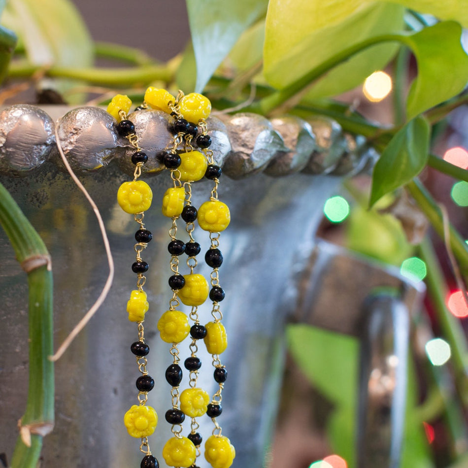 Vintage Beaded Chain Yellow Glass Flowers Black Beads chn060