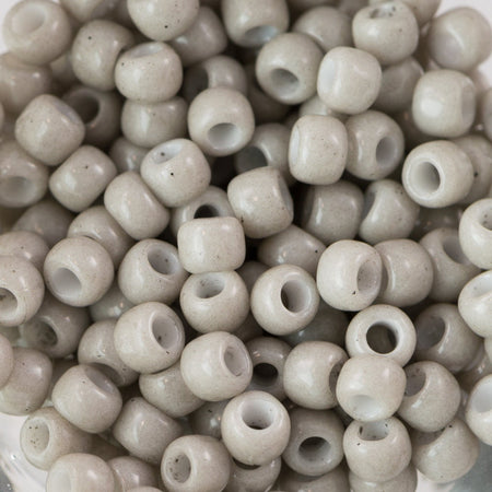 8/0 TOHO ROUND Hybrid ColorTrends: Lilac Gray Seed Bead (8g)