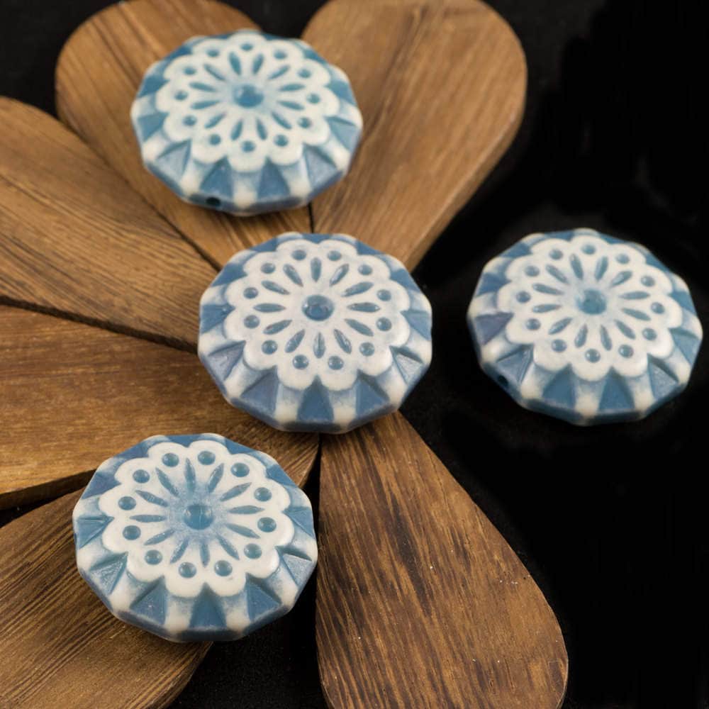 Turquoise Blue and Cream Vintage Lace Flower Beads 28mm bds807A