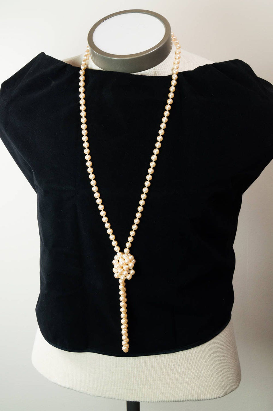 Vintage Kiska Color Japanese Glass Pearl Bead 54 Inch Knotted Strand (1) jpn016A