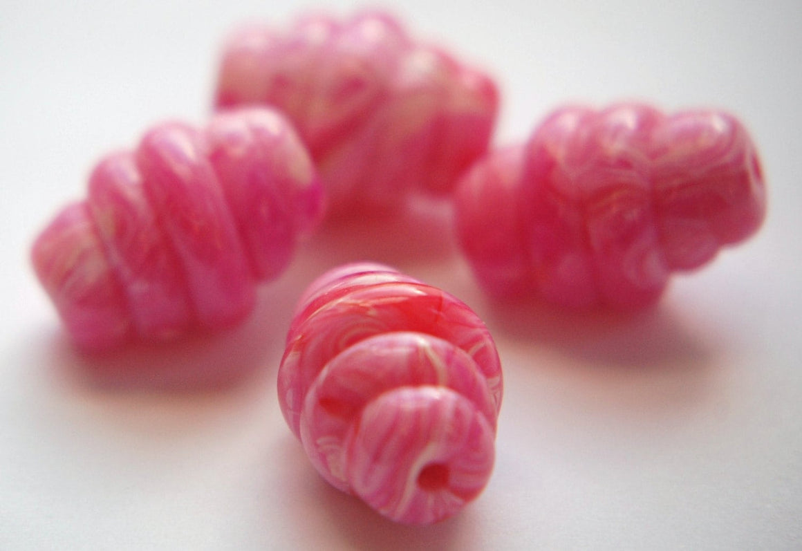 Vintage Pink White Swirled Ribbed Chunky Beads bds926D