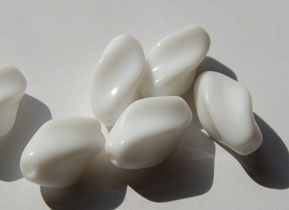 Vintage White German Glass Oblong Twist Beads grm040