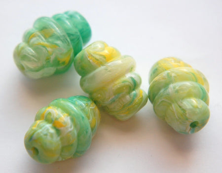 Vintage Green Yellow White Swirled Ribbed Chunky Beads bds926