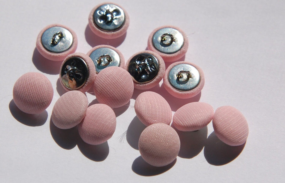 Vintage Pale Pink Silk Buttons 13mm (6) btn003L