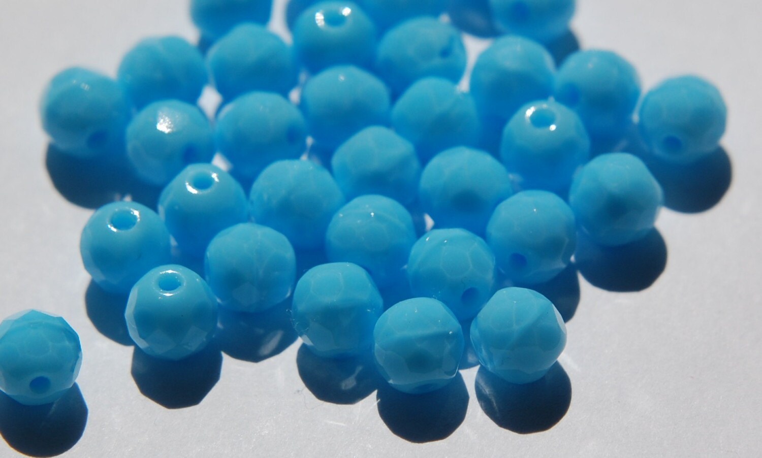 Vintage German Blue Glass Faceted Beads 7mm grm030