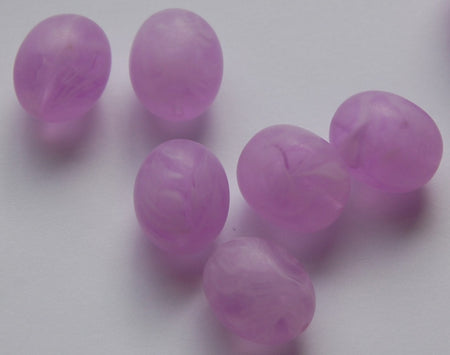 Vintage Italian Lucite Soft Purple and White Swirled Beads bds915A