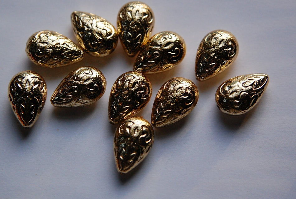 Vintage Style Gold Texture Etched Teardrop Beads 19mm (6) bds120D
