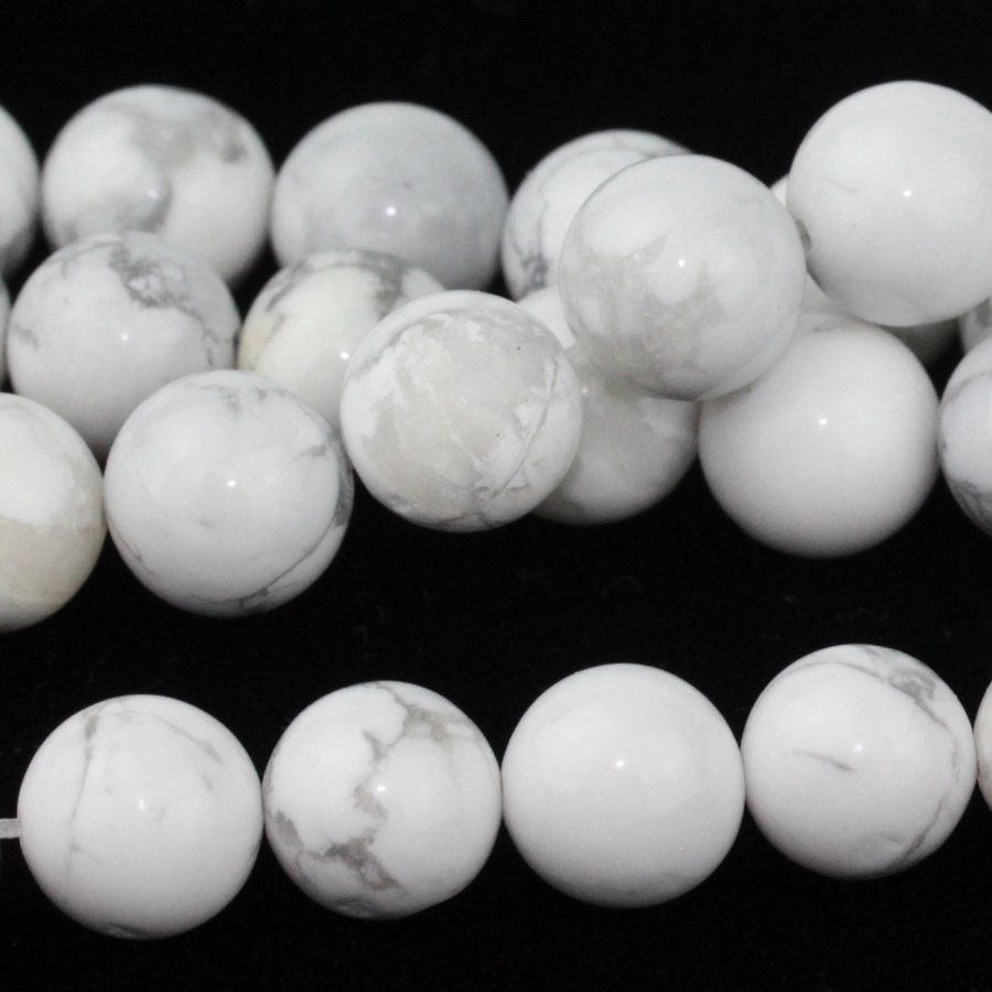 Dakota Stones White Howlite 10mm Round Gemstones. 8" Strand. WHT10RD-8