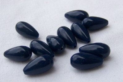 Vintage Navy Blue Lucite Tear Drop Pear Teardrop Beads bds173