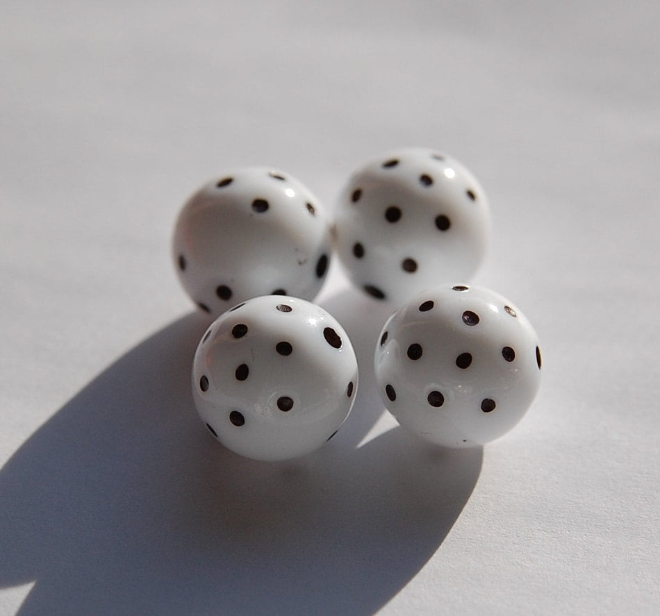 Vintage White and Black Polka Dot Beads 13mm (4) bds827B