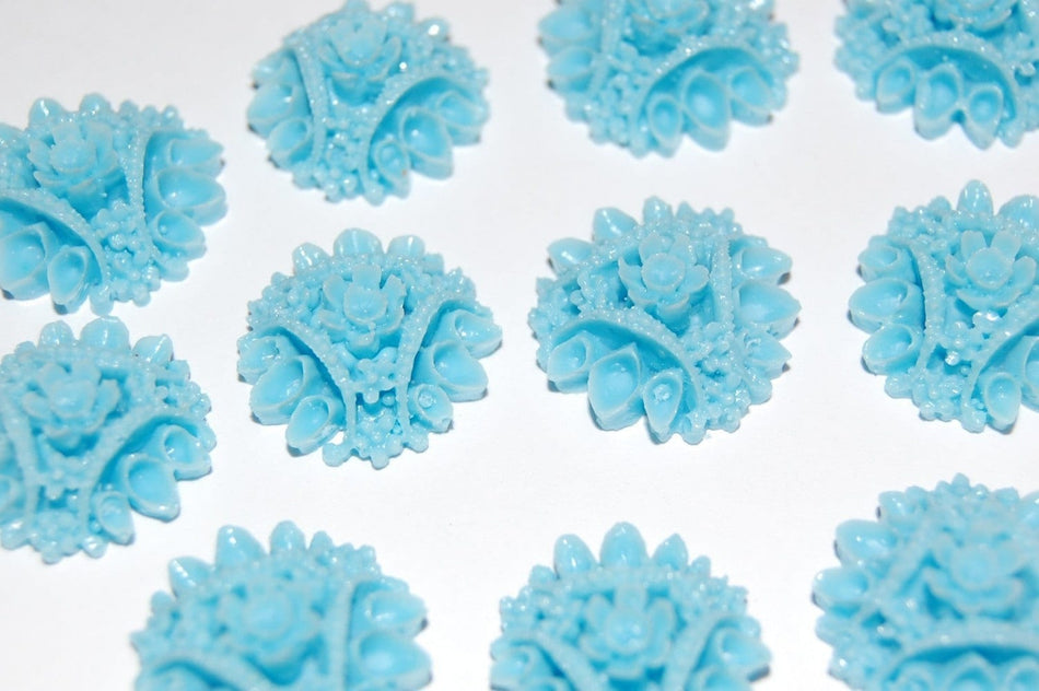 Vintage Style Blue Cluster Flower Cabochons 18mm cab348A