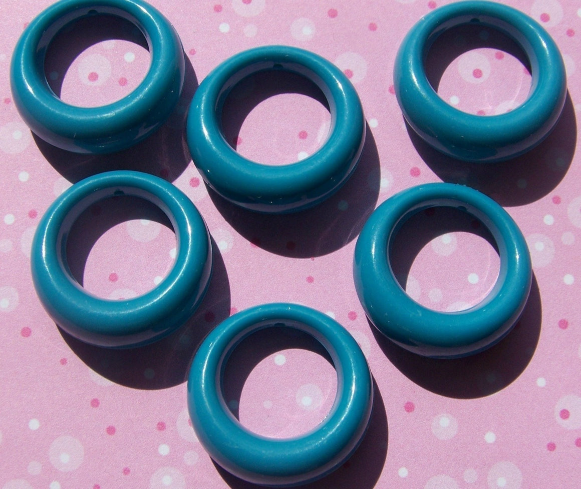 Vintage Ocean Blue Plastic Hoop Beads hps018A