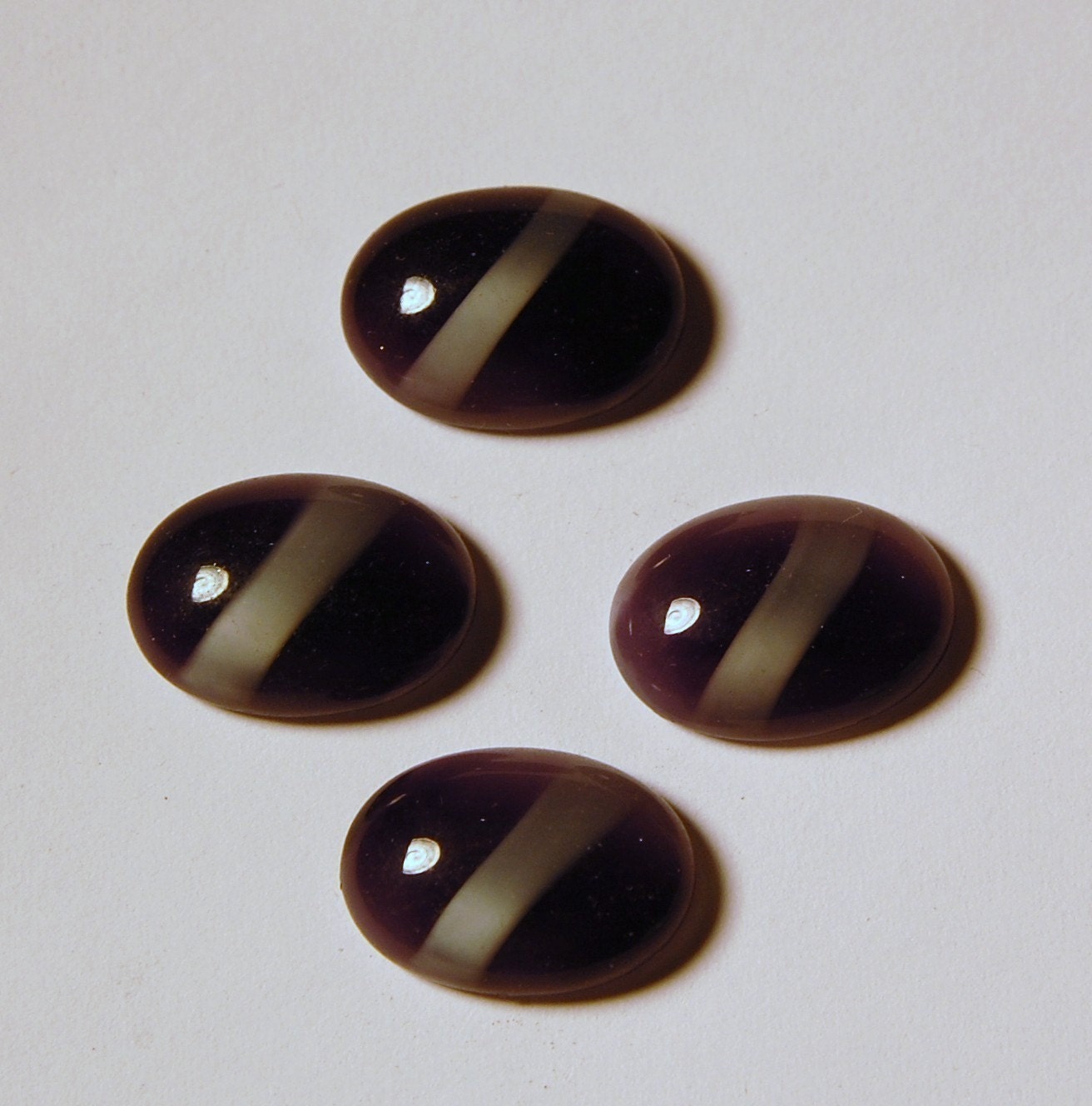 Vintage Purple and White Moonglow Stripe Glass Cabochons cab523B