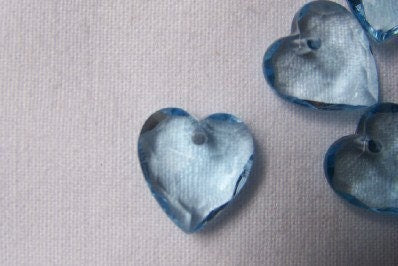 Vintage Soft and Sweet Light Blue Faceted Heart Charms chr033A