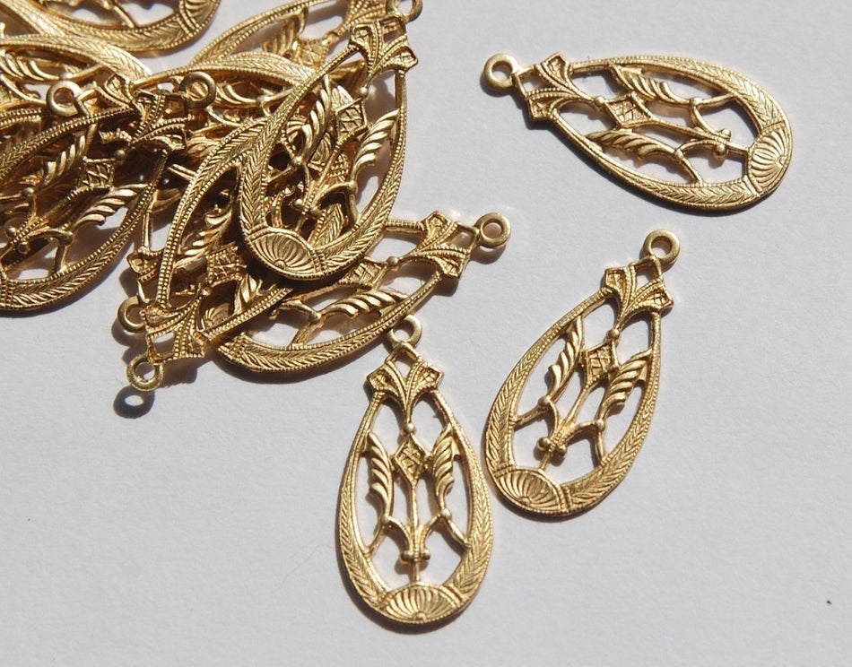 1 Loop Ornate Filigree Brass Teardrop Charm Findings (6) mtl314B