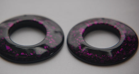 Vintage Retro Purple and Black Acrylic Round Pendant Hoops (2) pnd108