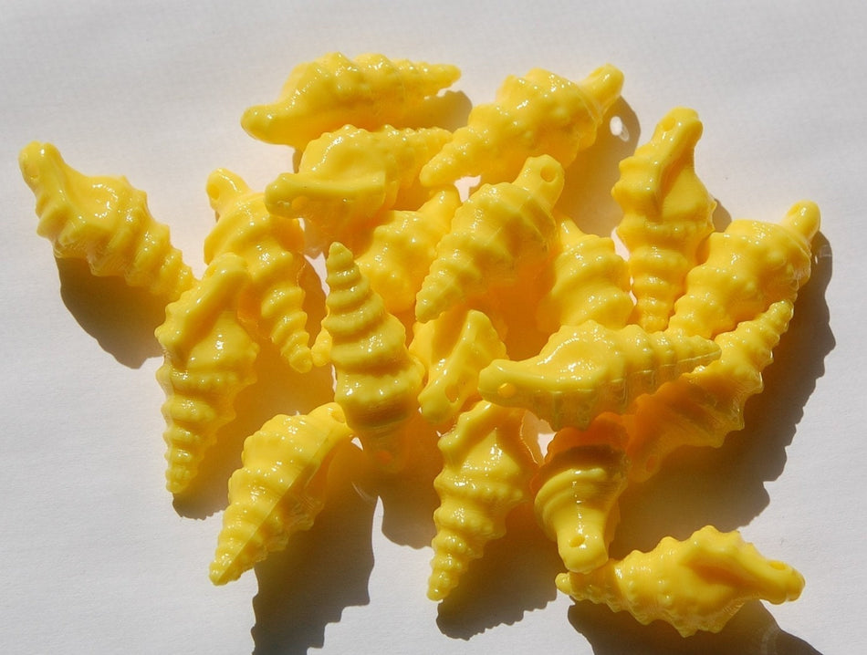 Vintage West German Acrylic Yellow Seashell Charms 33mm x 15mm (4) chr107A