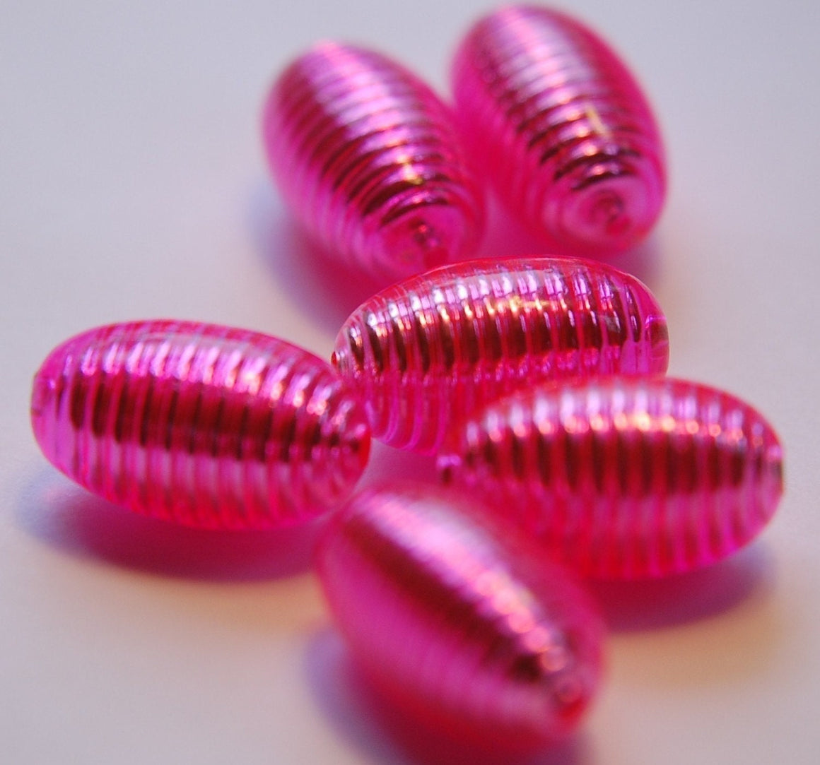 Vintage Hot Pink Metallic Smooth Ribbed Barrel Beads bds781F