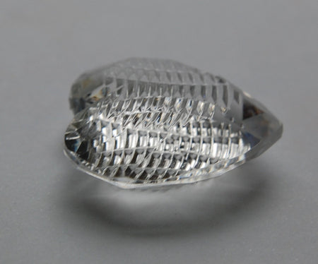 Vintage Etched Puffy Heart Crystal Clear Pendant pnd075