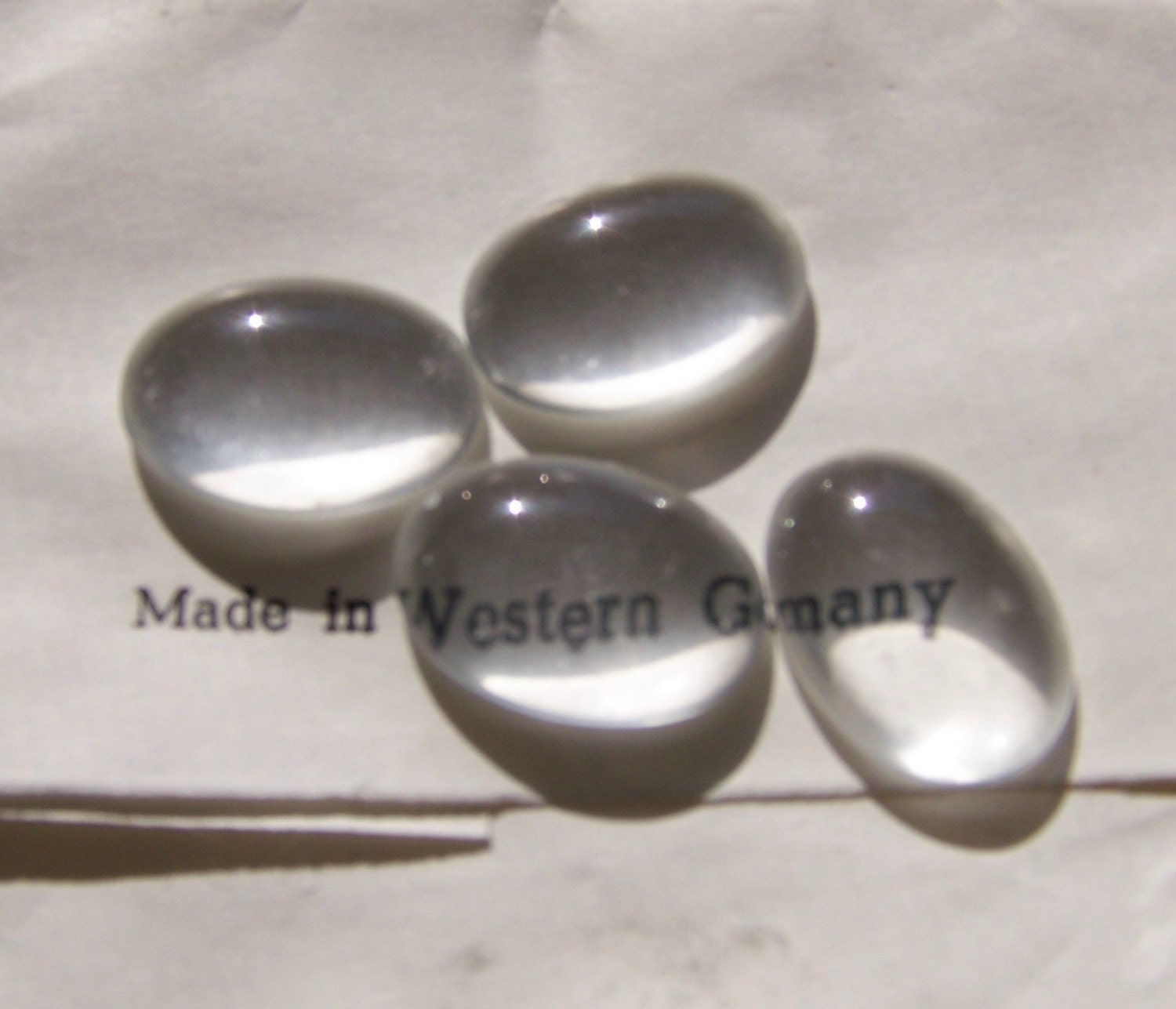 Vintage Glass Magnifying Cabs 18x13mm (4) cab116