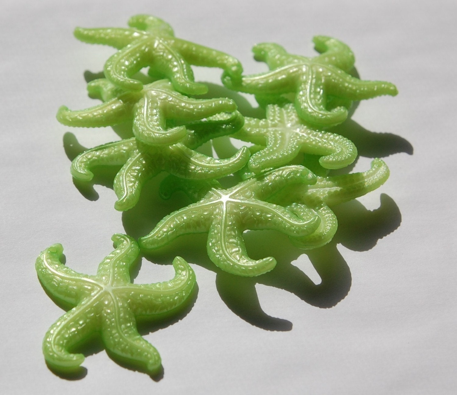 Vintage Large Green Starfish Beads Pendant West German Plastic 45mm (2) bds858A