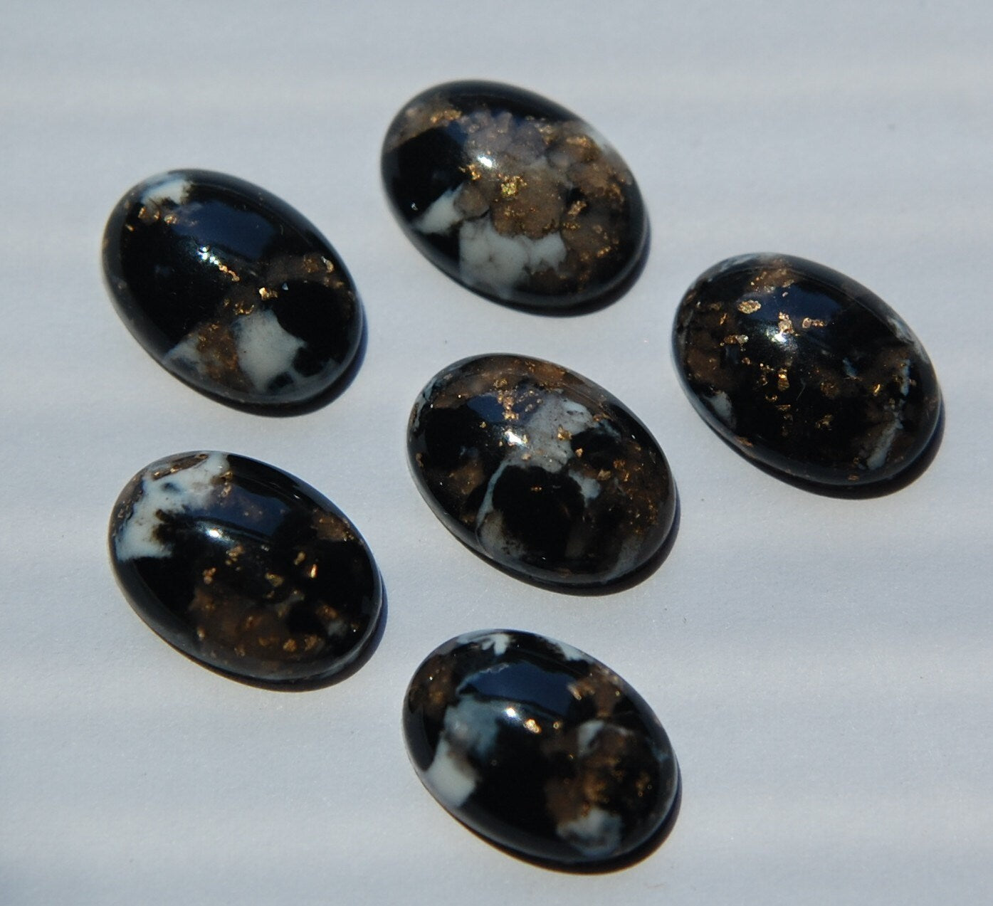 Vintage Acrylic Black White Gold Cabochons 14x10mm cab676