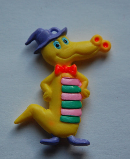 Silly Vintage Yellow Alligator Pendant Charm chr057C