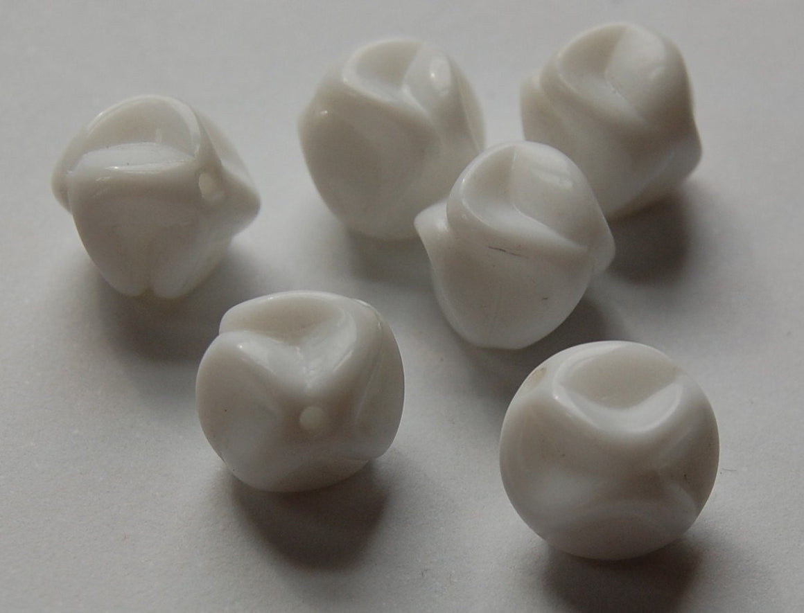 Vintage White Baroque German Glass Beads 12mm grm008