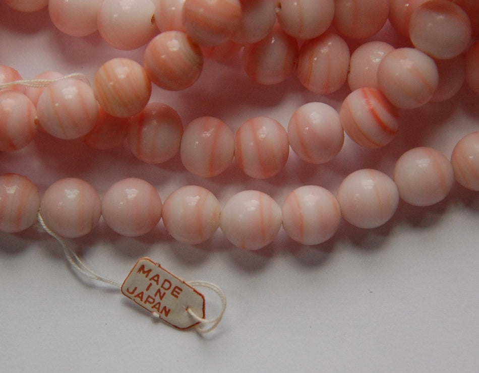Vintage White Coral Glass Beads Japan 10mm (6) bds527B