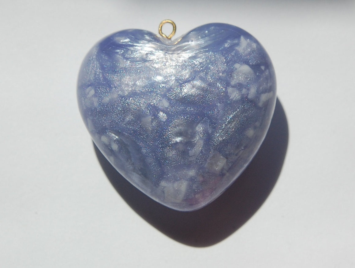 Lilac Pearly Swirled Large Puffy Lucite Vintage Heart Pendant (1) pnd069A