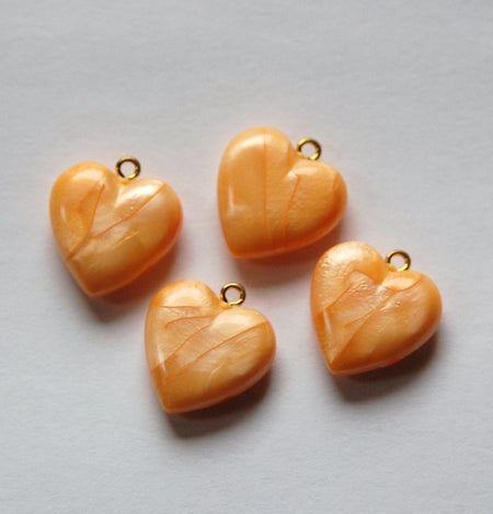 Vintage Small Orange Yellow Pearl Acrylic Heart Charms Pendants chr175E
