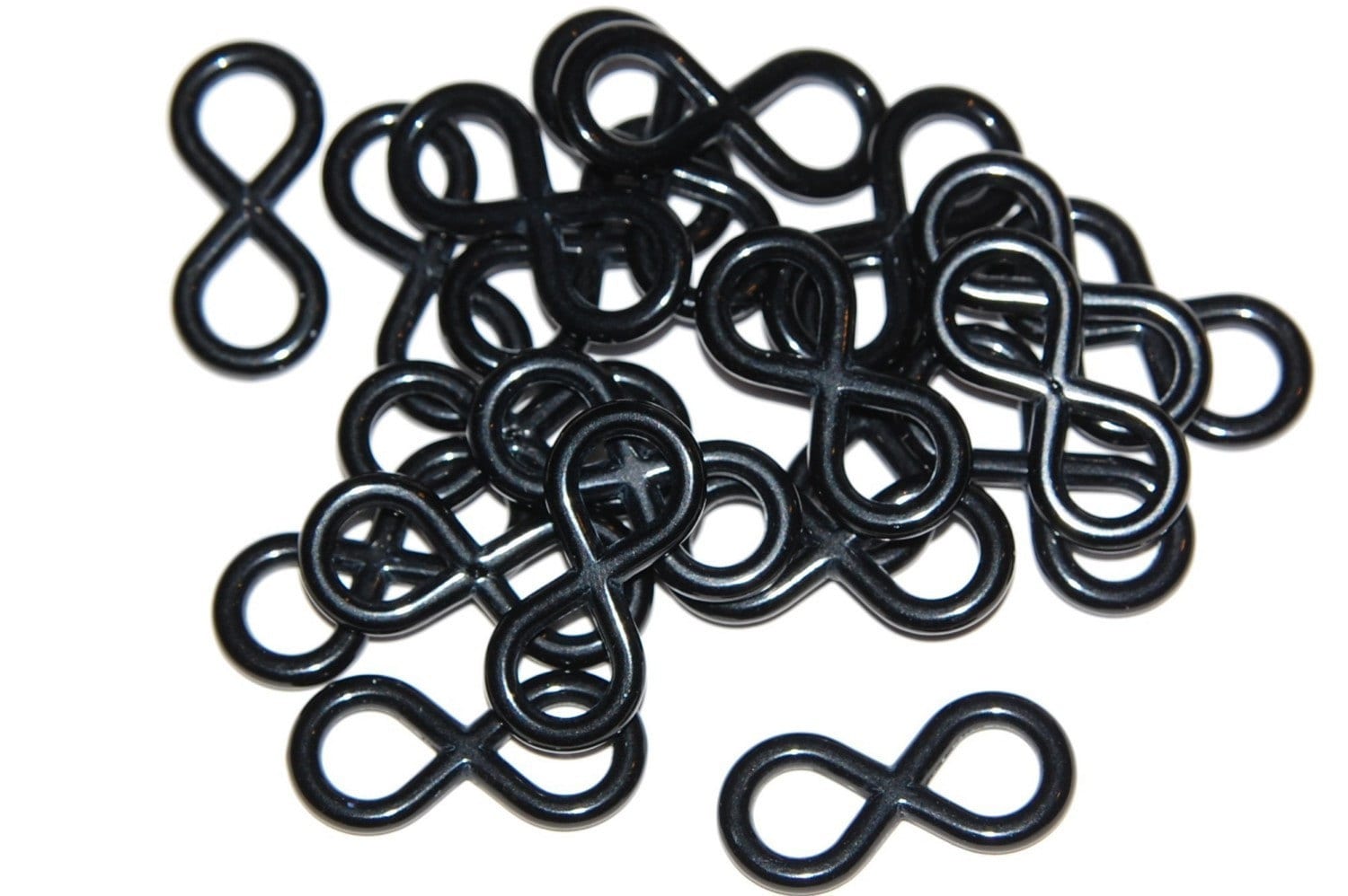 Vintage Figure Eight Black Plastic Connector Findings bds869A