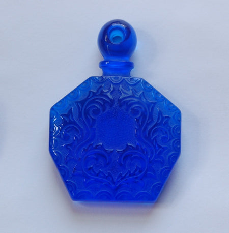 Vintage Sapphire Blue Etched Faux Perfume Bottle Pendant 55x40mm (1) pnd064F