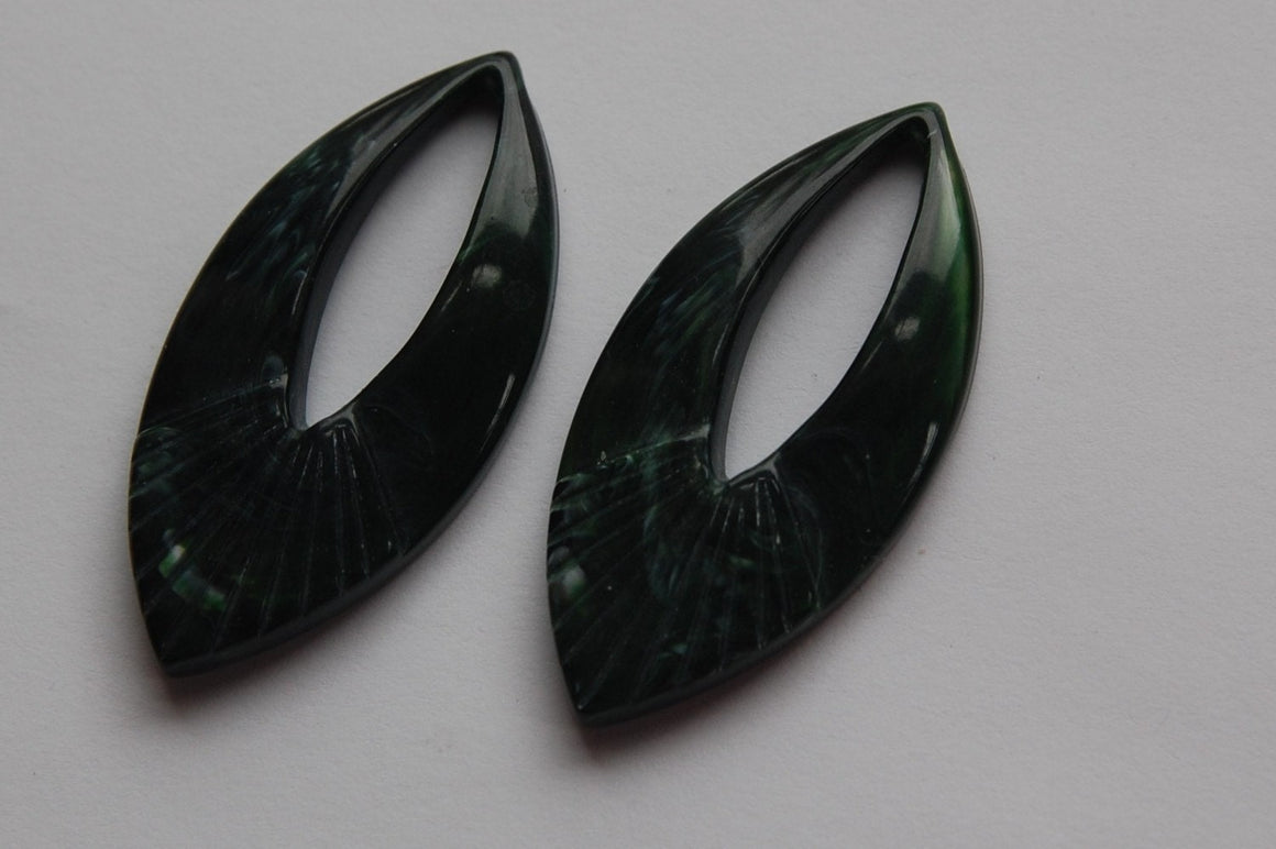 Vintage Green Marbled LuciteTeardrop Pendant Drops Italy (2) pnd019E