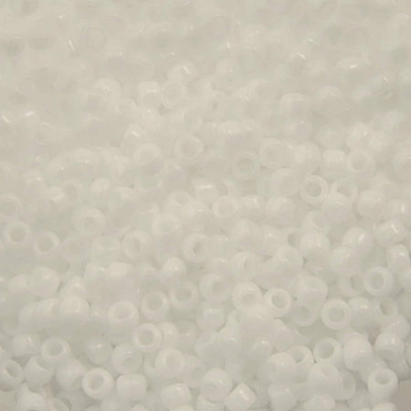 15/0 TOHO ROUND Opaque White Seed Bead (8g)