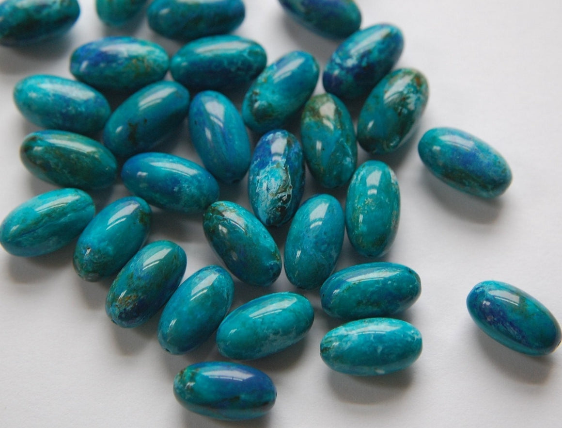 Vintage Italian Blue Marbled Lucite Beads 14mm Oval bds713
