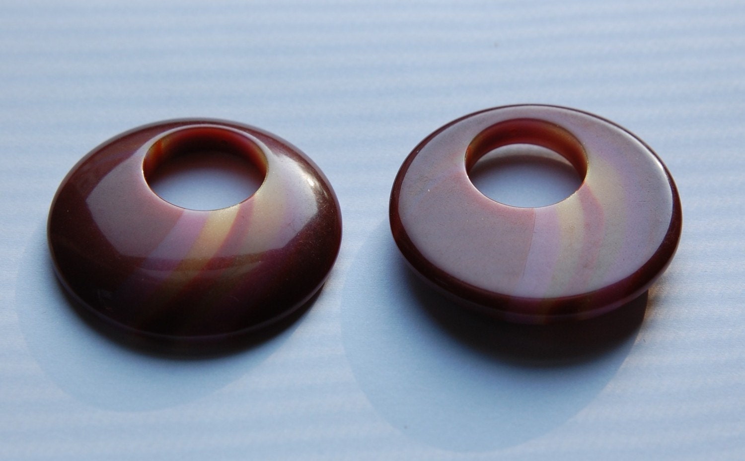 Vintage Rust Brown Pink Gold Swirled Hoops Pendants (2) hps089B